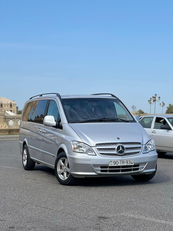 Mercedes Viano, 7 nəfər Mercedes Viano, 7 nəfər