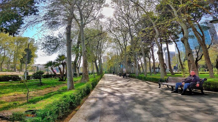 Bakıda gəzməli parklar