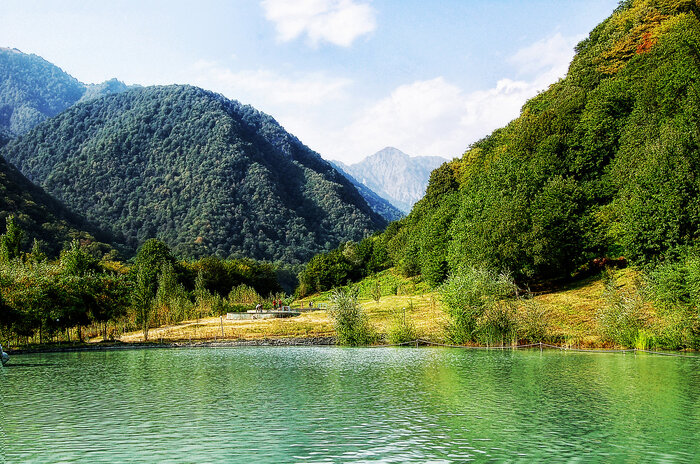 Azərbaycanda gəzməli yerlər